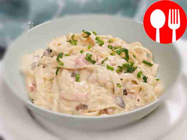 Fettuccine with ham
