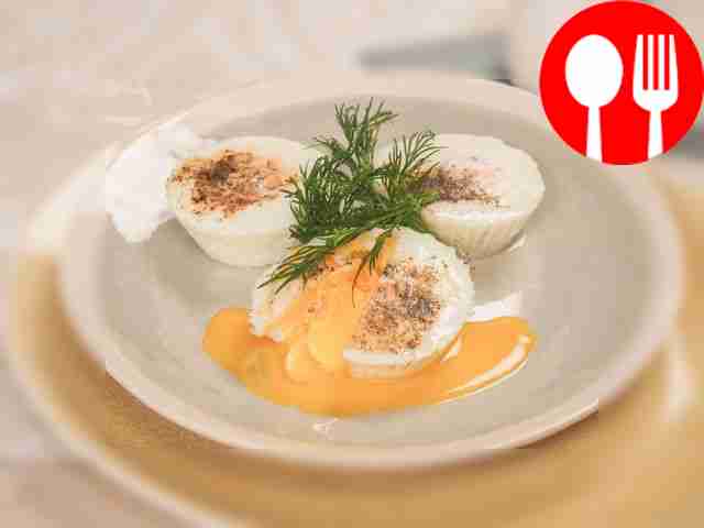 Poached egg in silicone mold