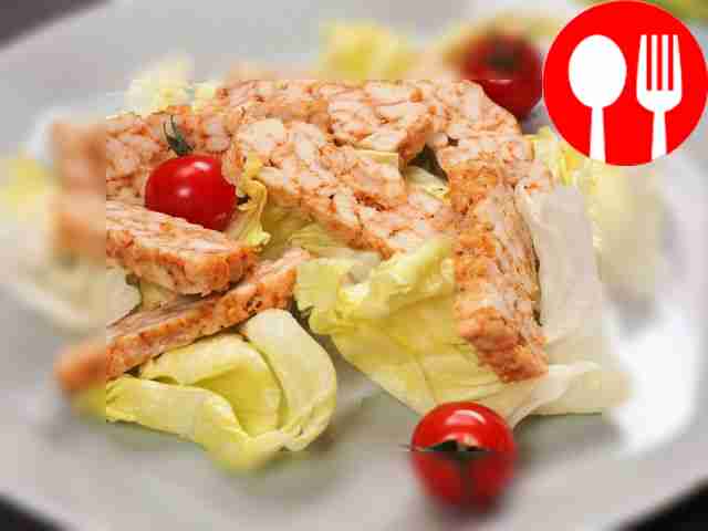 Chicken sausage with gelatin