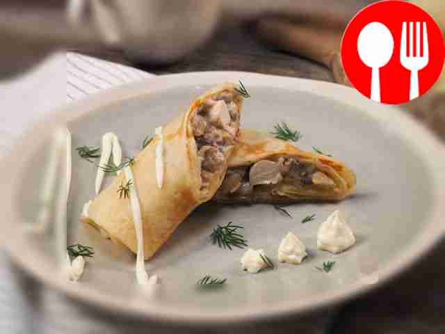 Pancakes stuffed with chicken and mushrooms
