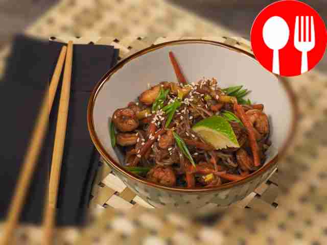 Funchoza with shrimp in soy sauce