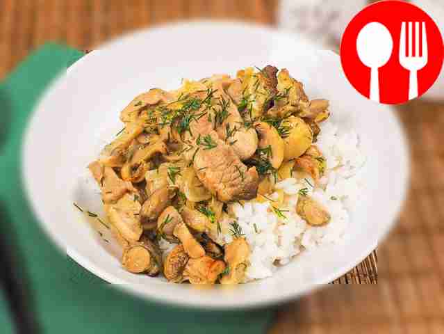 Индейка с грибами в сливочном соусе