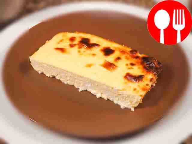 Cottage cheese casserole with raisins