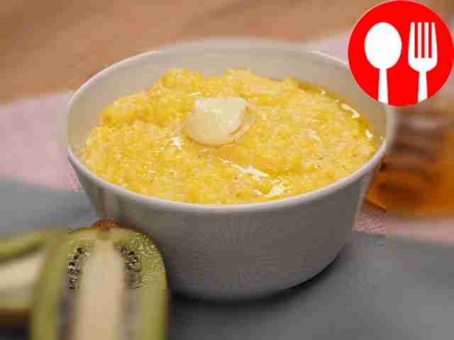Кукурузная каша на молоке