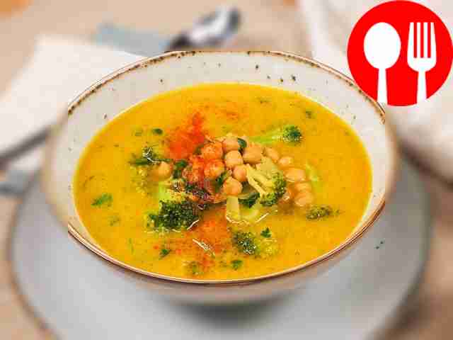 Coconut curry with chickpeas