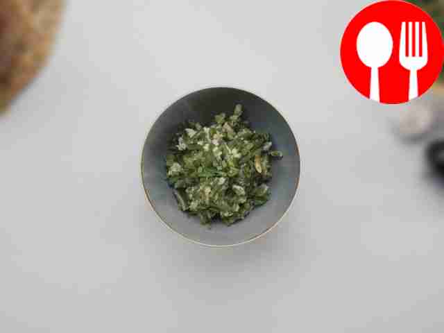 Stewed green beans with eggs