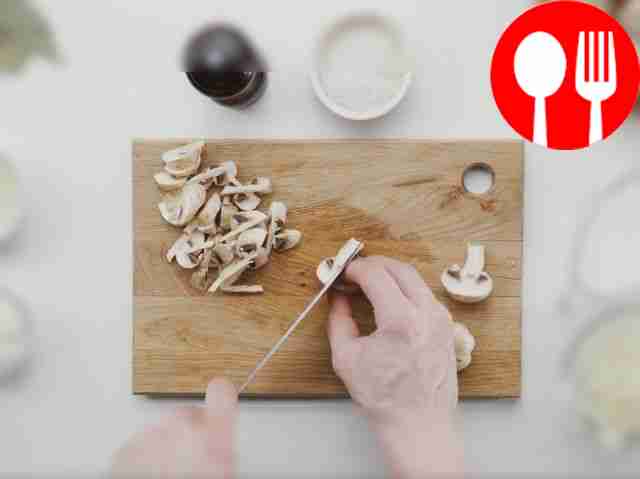 Renew the cut of the champignon legs and cut...