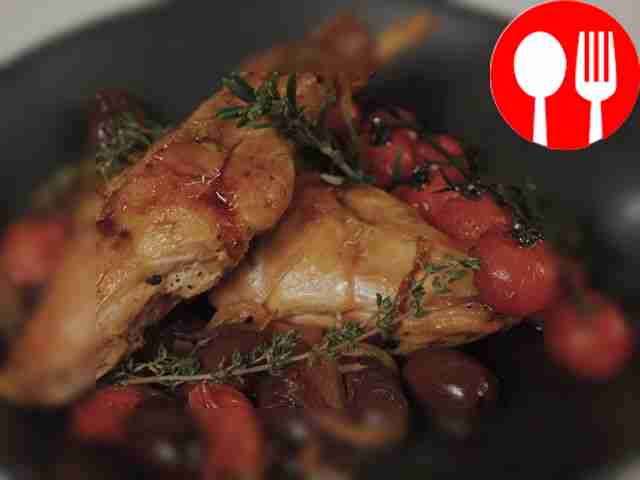 Кролик, запеченный с маслинами, травами и черри