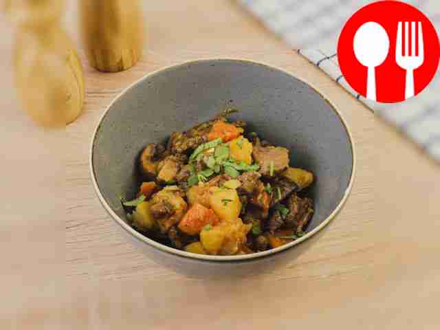 Тушеная картошка с говядиной