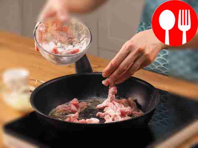 Fry the meat. Place the frying pan on the...