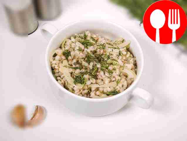 Перловка с луком Barley with onions
