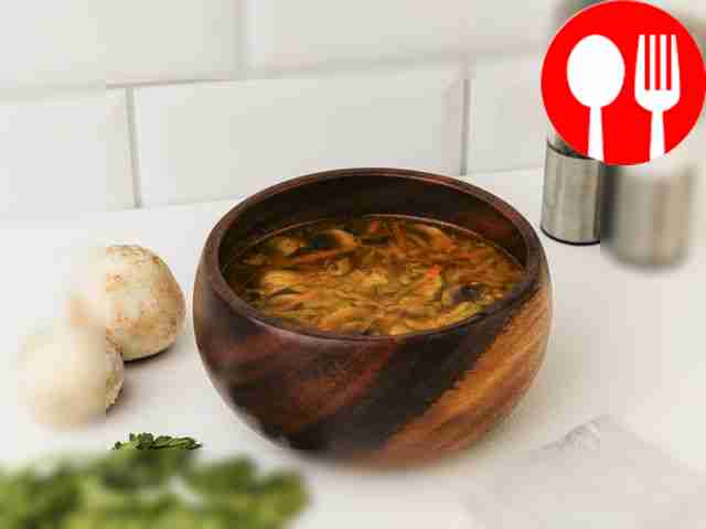 Cabbage soup with mushrooms