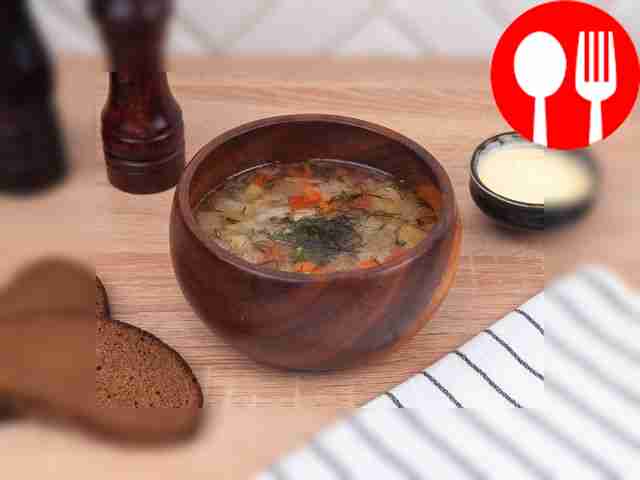 Щи из квашенной капусты в мультиварке