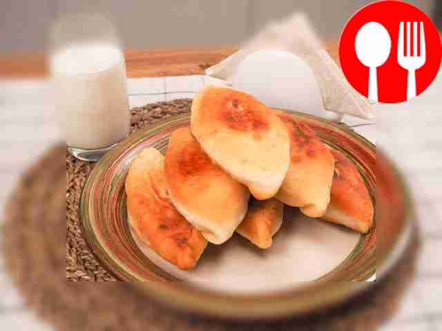 Пирожки с картошкой и сыром жареные