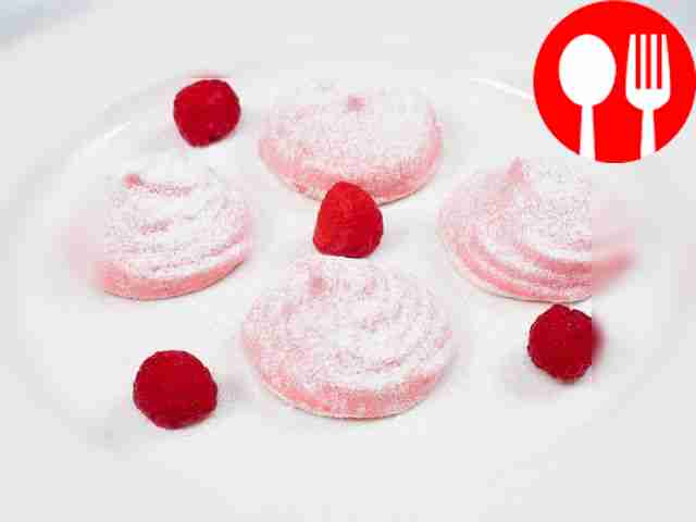 Raspberry marshmallows