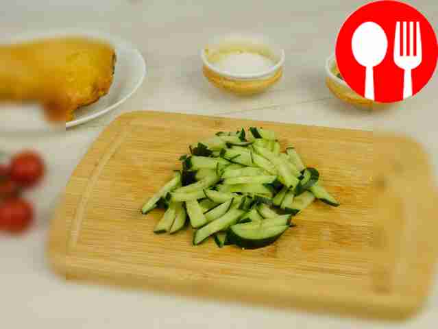Cut the cucumber into strips