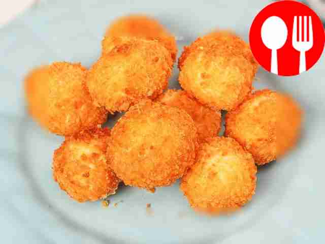 Сырные шарики в сухарях