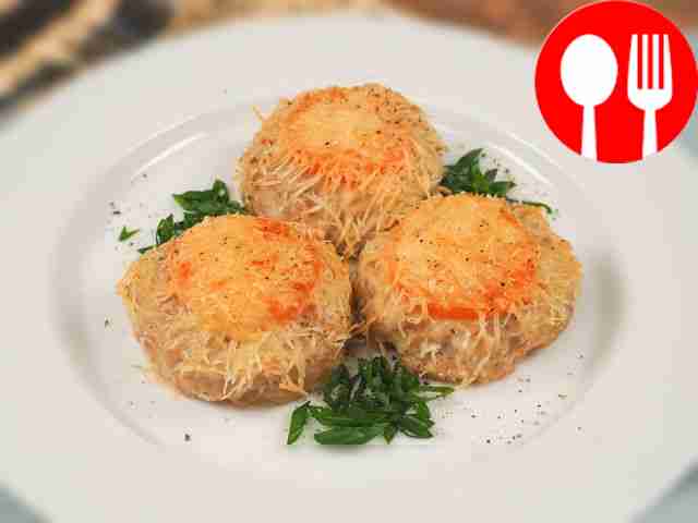 Beefsteak with cheese