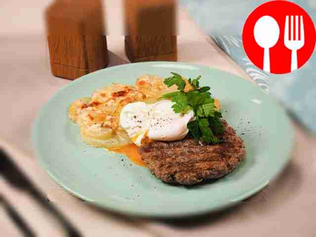 Beefsteak with poached egg and potato gratin