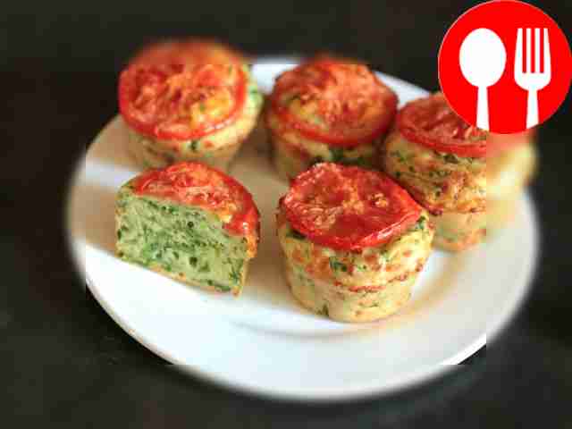 Muffins with spinach and cheese