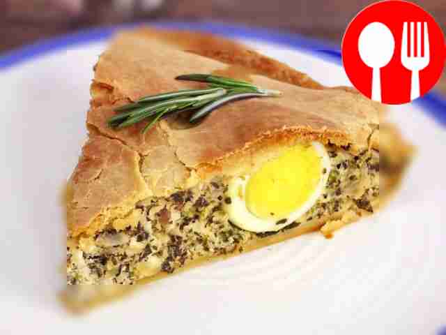 Italian pie with feta, spinach and egg