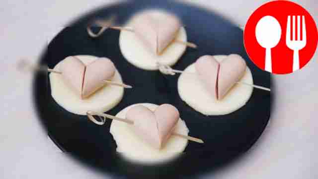 Сардельки с сыром Sausages with cheese