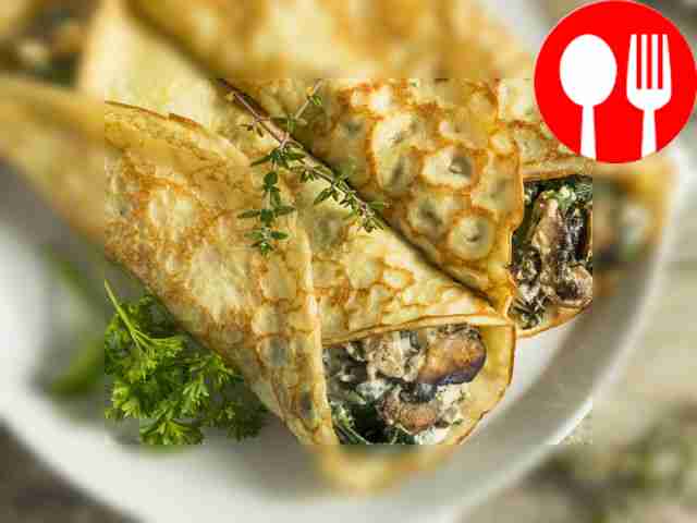 Chickpea pancakes with mushrooms