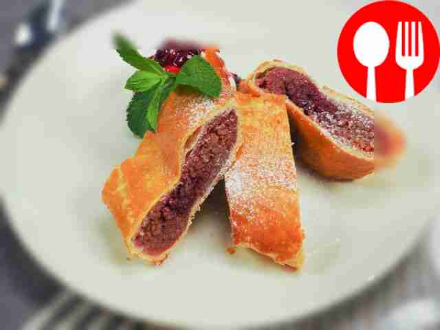 Strudel with cherries