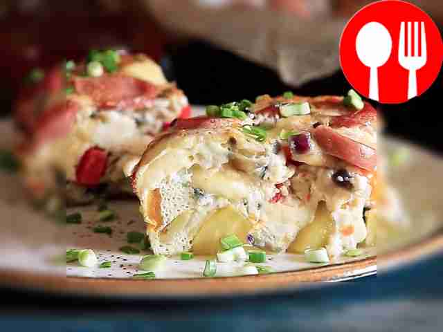 Casserole with vegetables and sausages