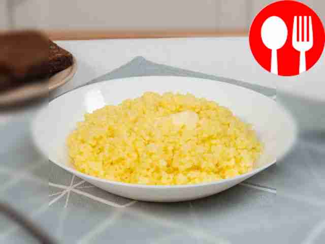 Millet porridge with butter