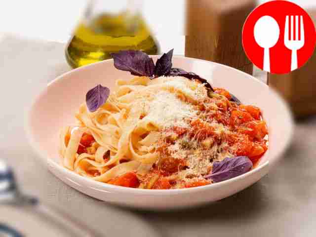 Pasta "Arabiata" with tomatoes and olives