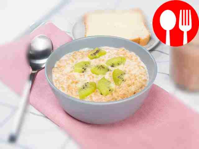 Hercules porridge with milk