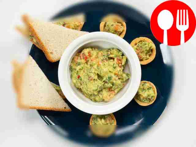 You can serve guacamole in different ways: