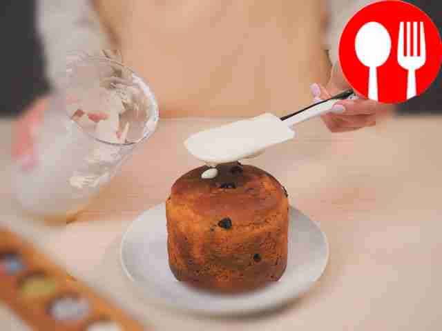 Make the glaze. Using a mixer, start beating...