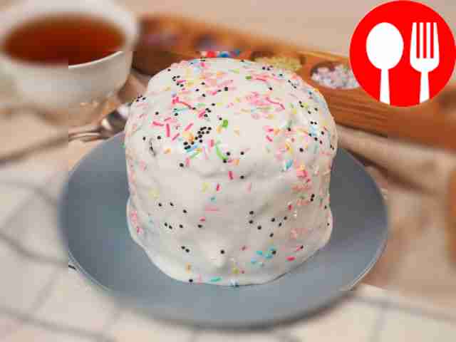 Glaze for Easter cake with gelatin
