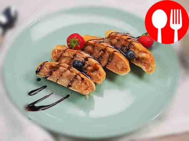 Strudel made from puff pastry without yeast