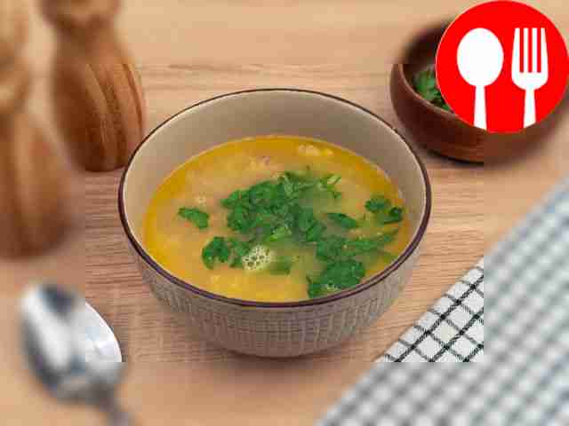 Pea soup with stew