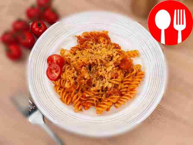 Pasta with sausages