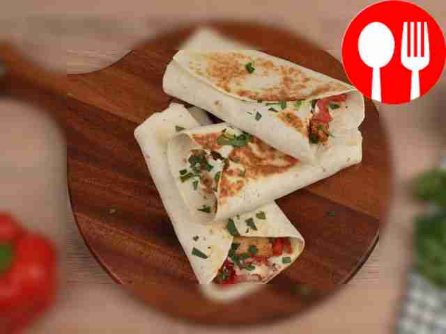 Фахитос с курицей в пшеничной лепешке