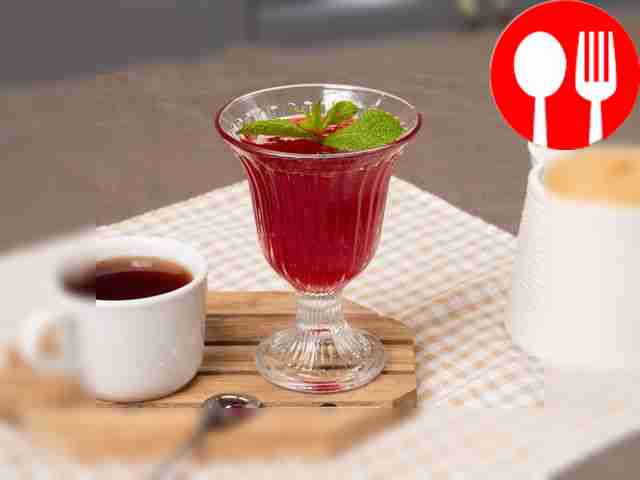 Желе из красной смородины Redcurrant jelly