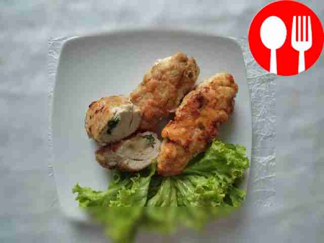 Аппетитные куриные рулетики с сыром и зеленью