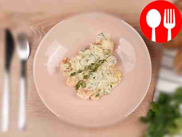 Тигровые креветки в сливочно-чесночном соусе с пармезаном