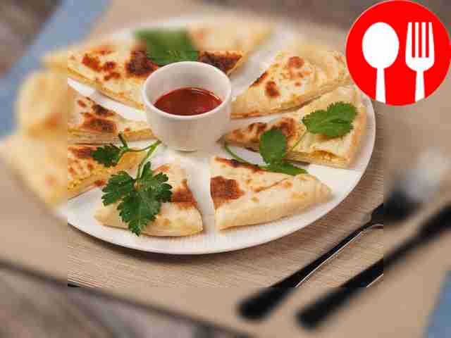 Хачапури с сулугуни на сковороде