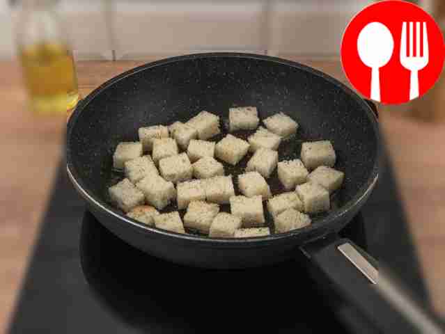 Take a frying pan, grease it with sunflower...