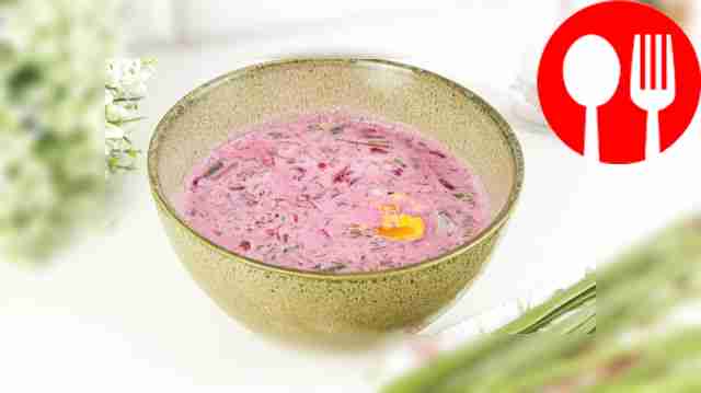 Beetroot soup with kefir