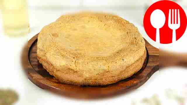 Jellied pie with rice