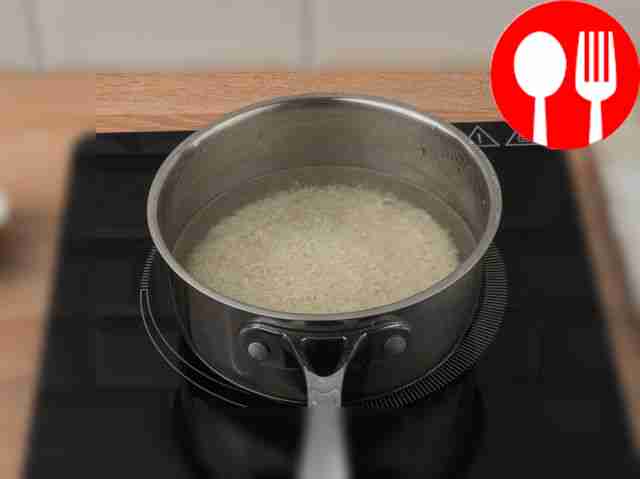 And as soon as the water boils, put the rice...