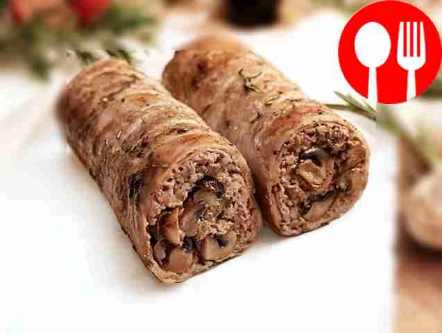 Запеченный мясной рулет с грибами на гриле