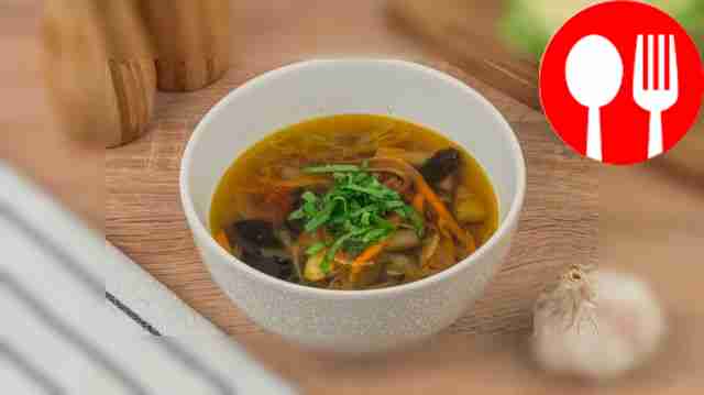 Постные щи с сушеными грибами