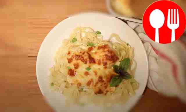 Chicken balls in creamy sauce